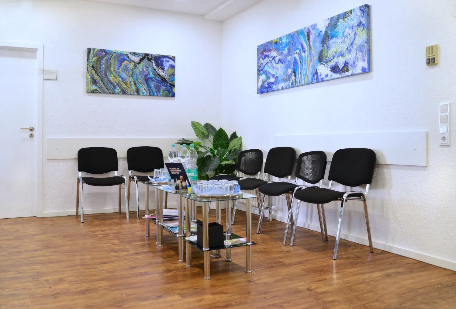 Wartezimmer Hennef